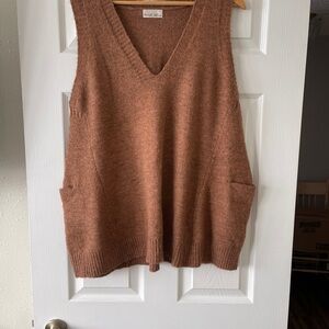 BE COOL Classic Tan V-Neck Sweater Vest
